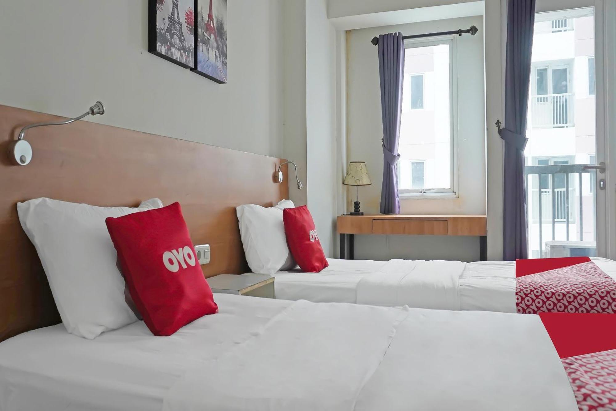 Oyo 90391 Gkitroom Karawang Kültér fotó