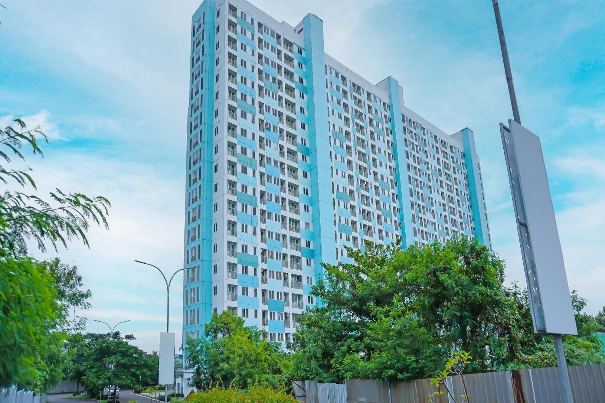 Oyo 90391 Gkitroom Karawang Kültér fotó