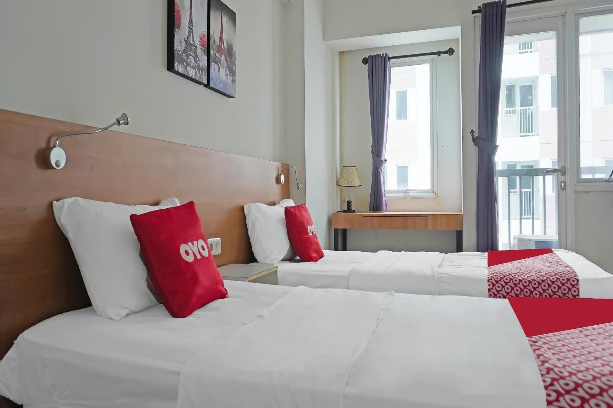 Oyo 90391 Gkitroom Karawang Kültér fotó